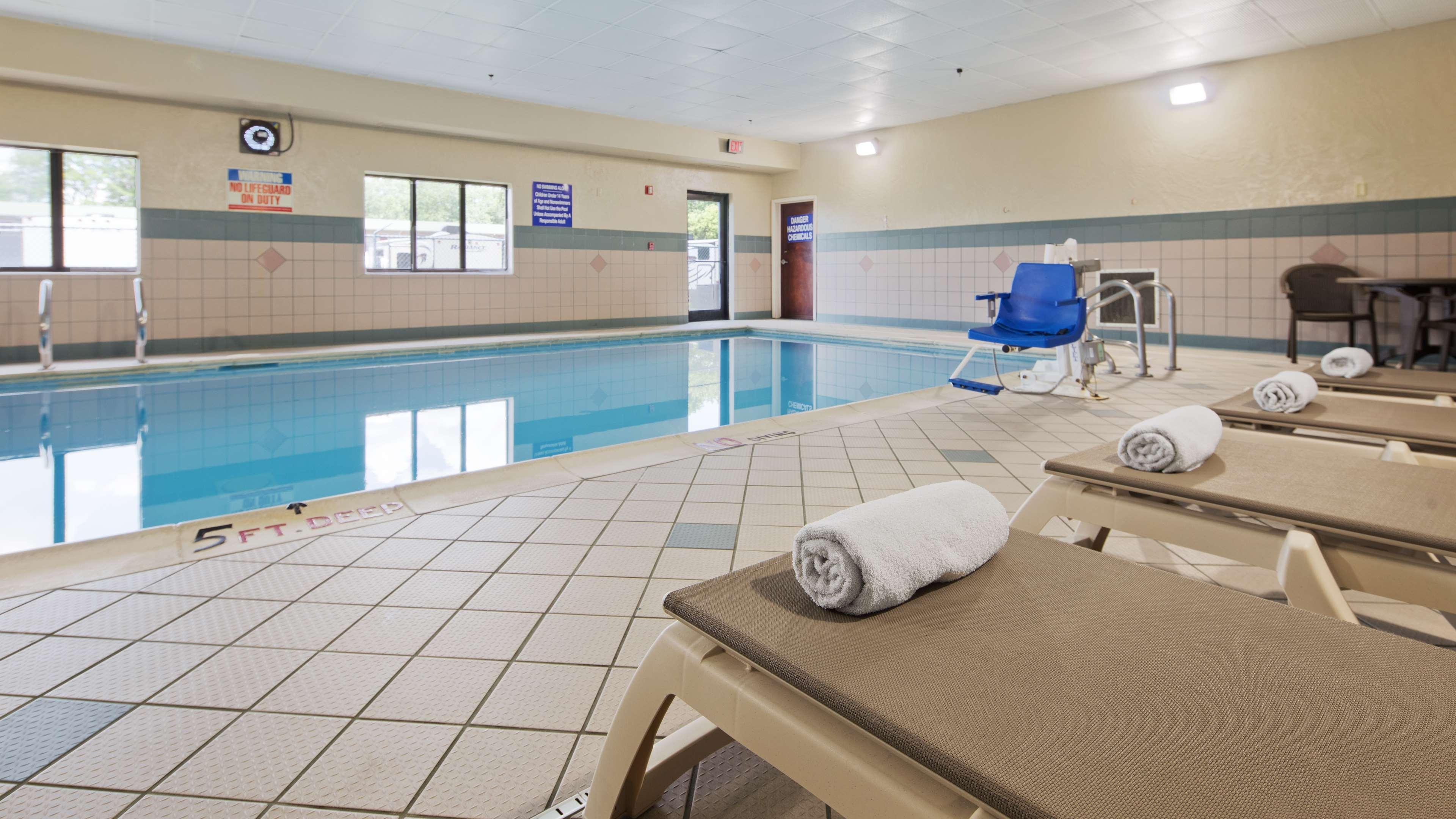 Best Western Elkhart Inn & Suites Zewnętrze zdjęcie