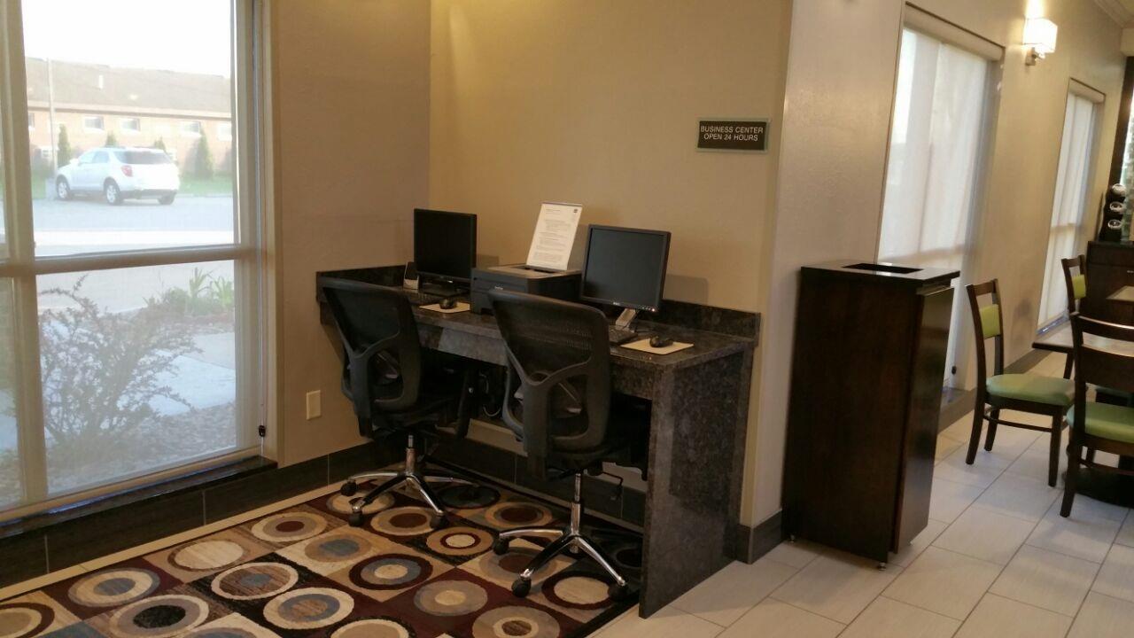 Best Western Elkhart Inn & Suites Zewnętrze zdjęcie