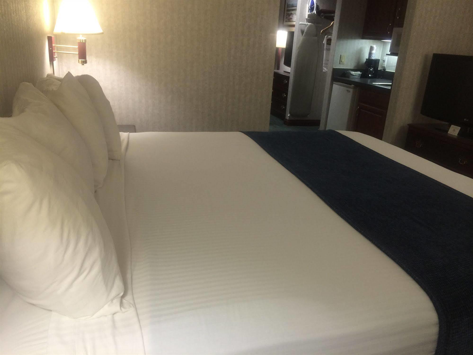 Best Western Elkhart Inn & Suites Zewnętrze zdjęcie
